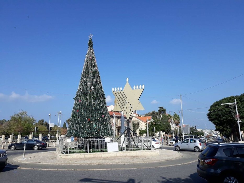 15A0E4F5-4125-7AEA-5671-0CF2AEB90C33