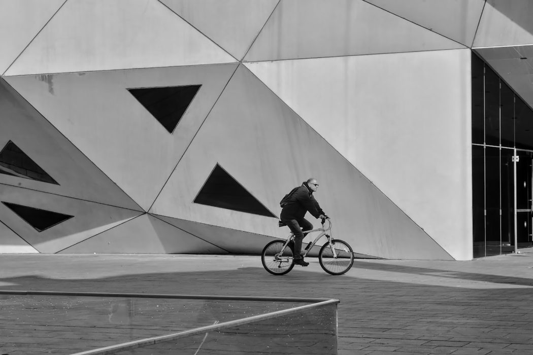 אורבני שחור לבן (13)