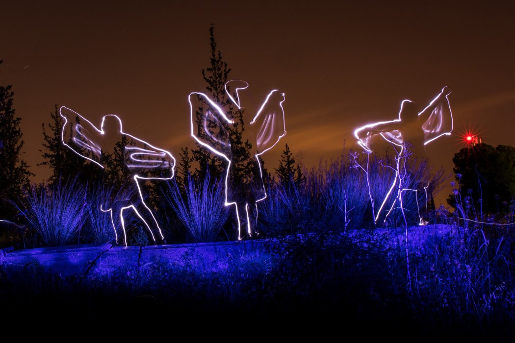 אפקטים בחשיכה (15)