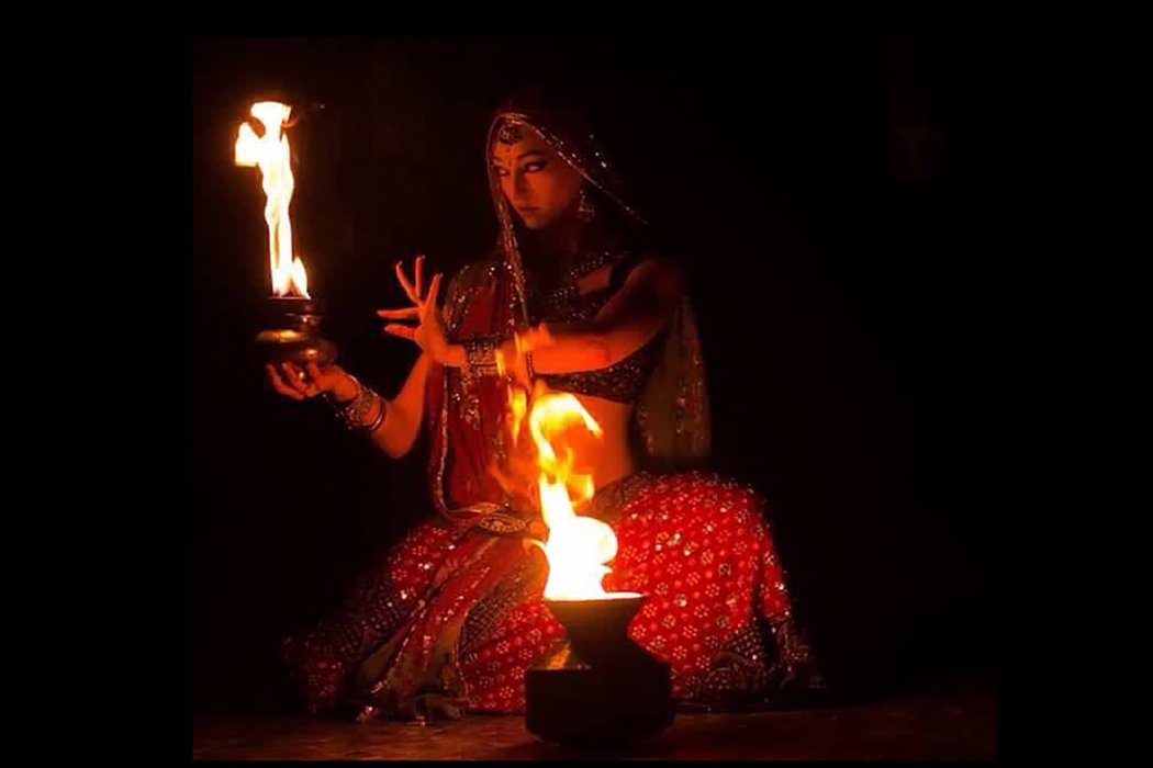 אש ולהבה (10)