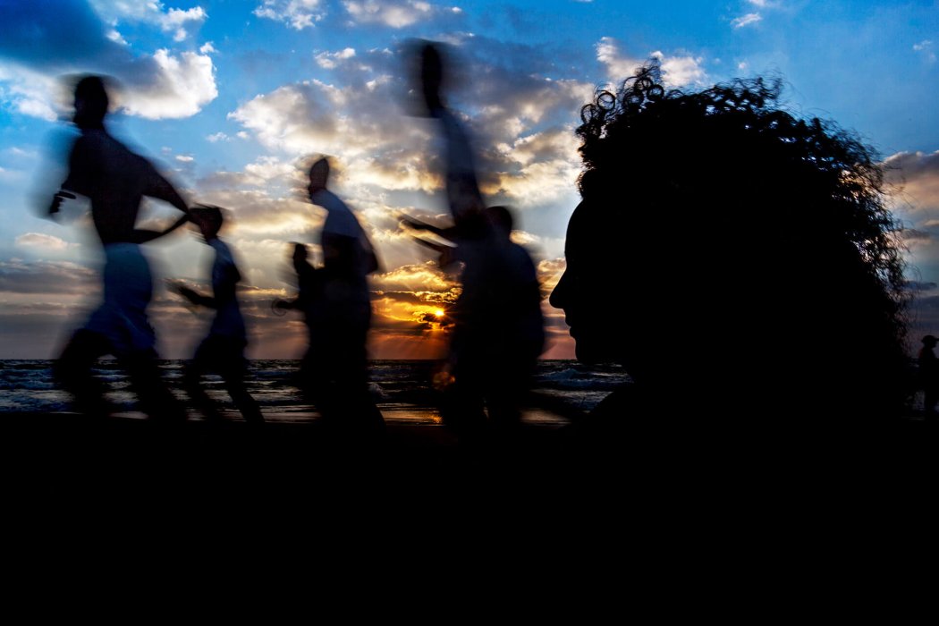 לרמות את הזמן (1)