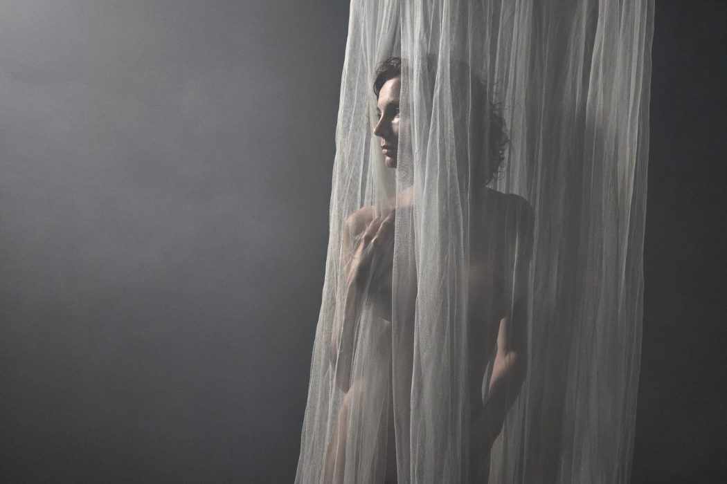 סוזנה הרהורצק - עירום (1)