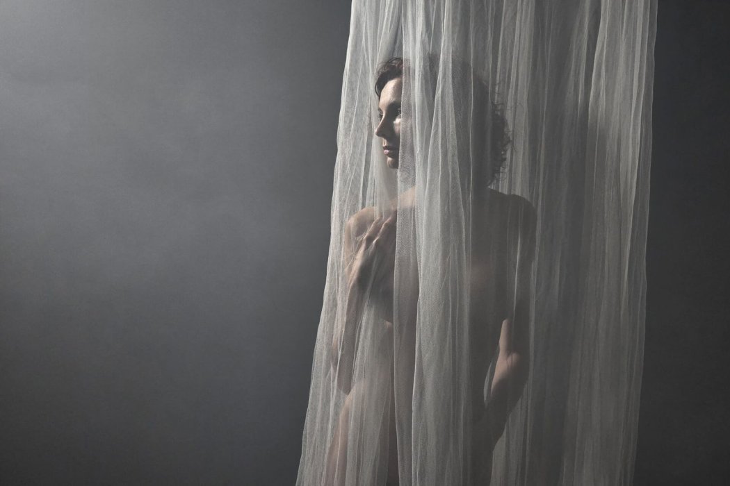 סוזנה הרהורצק - עירום (1)