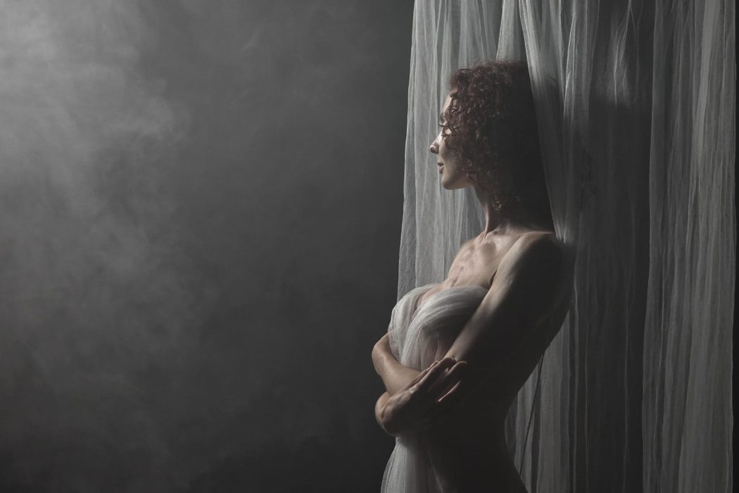 סוזנה הרהורצק - עירום (2)