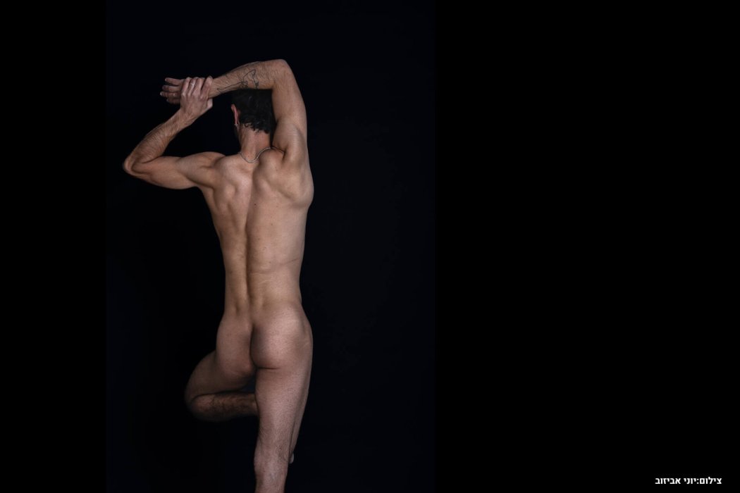 עירום גברי (4)